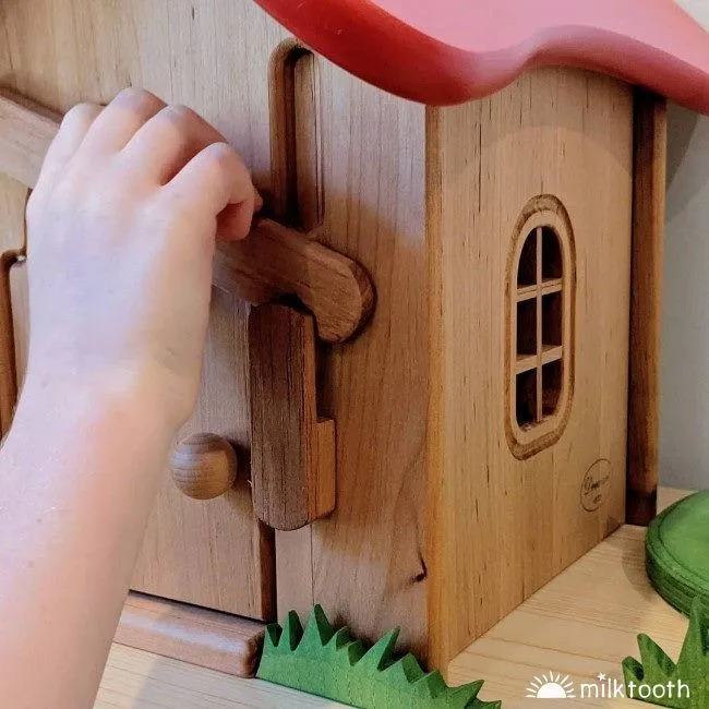 Drewart | Witch's Shed Red Roof | Wooden Doll House