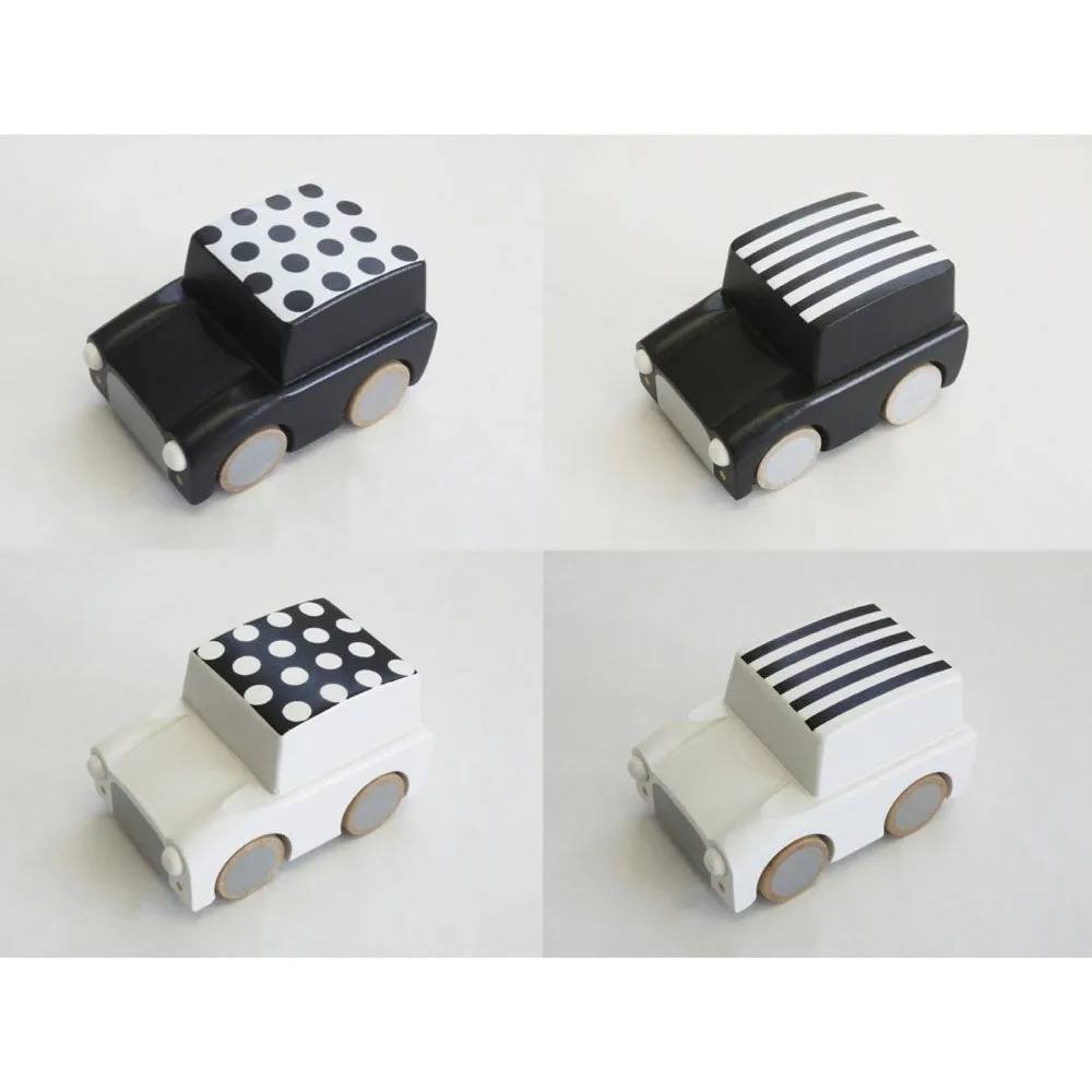 kiko  & gg* Kuruma Classic Wooden Wind Up Car Dots/Black