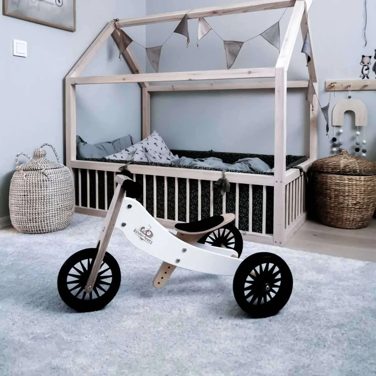Kinderfeets Tiny Tot PLUS 2 in 1 Balance Bike - White