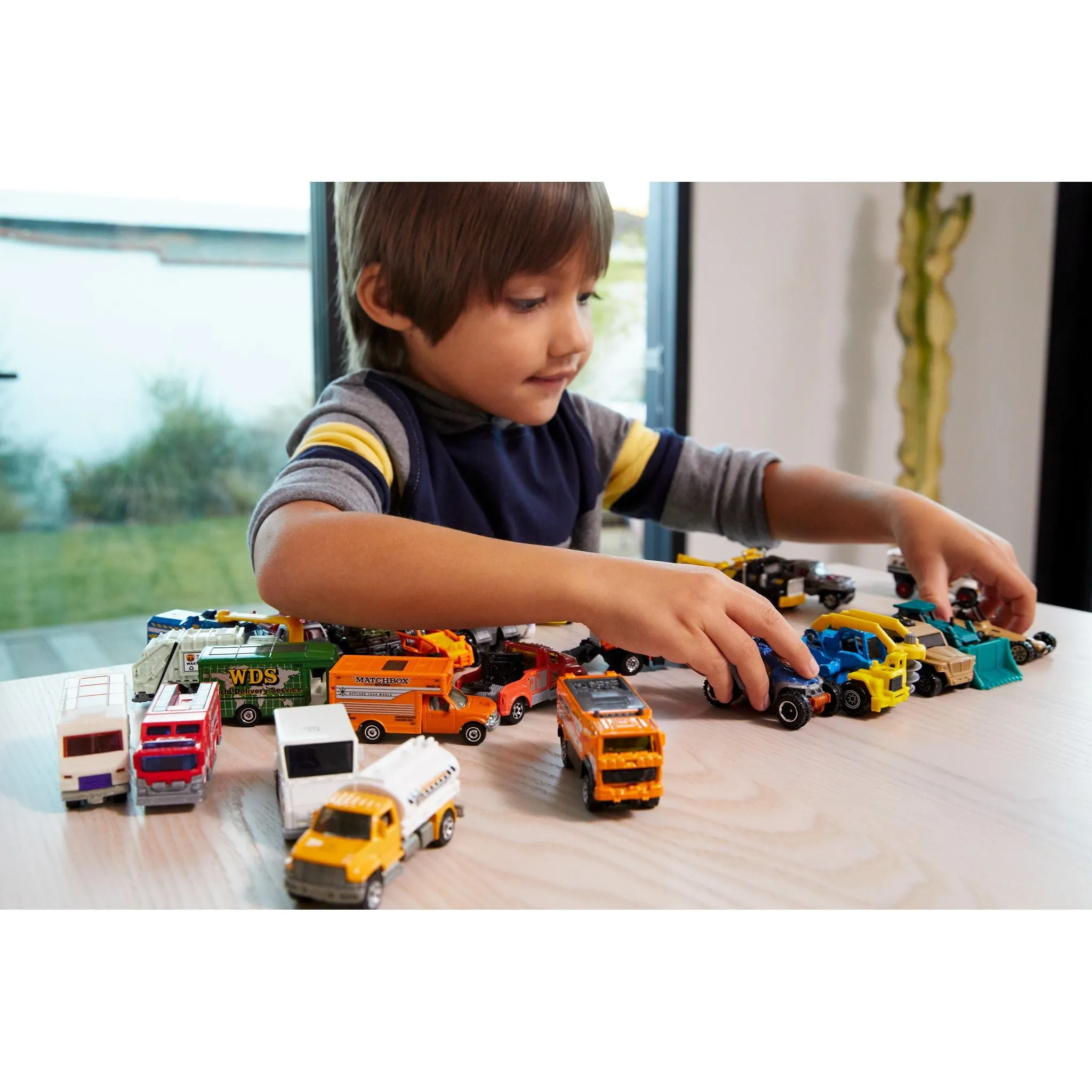 Matchbox Basic Car Collection Assorted Styles