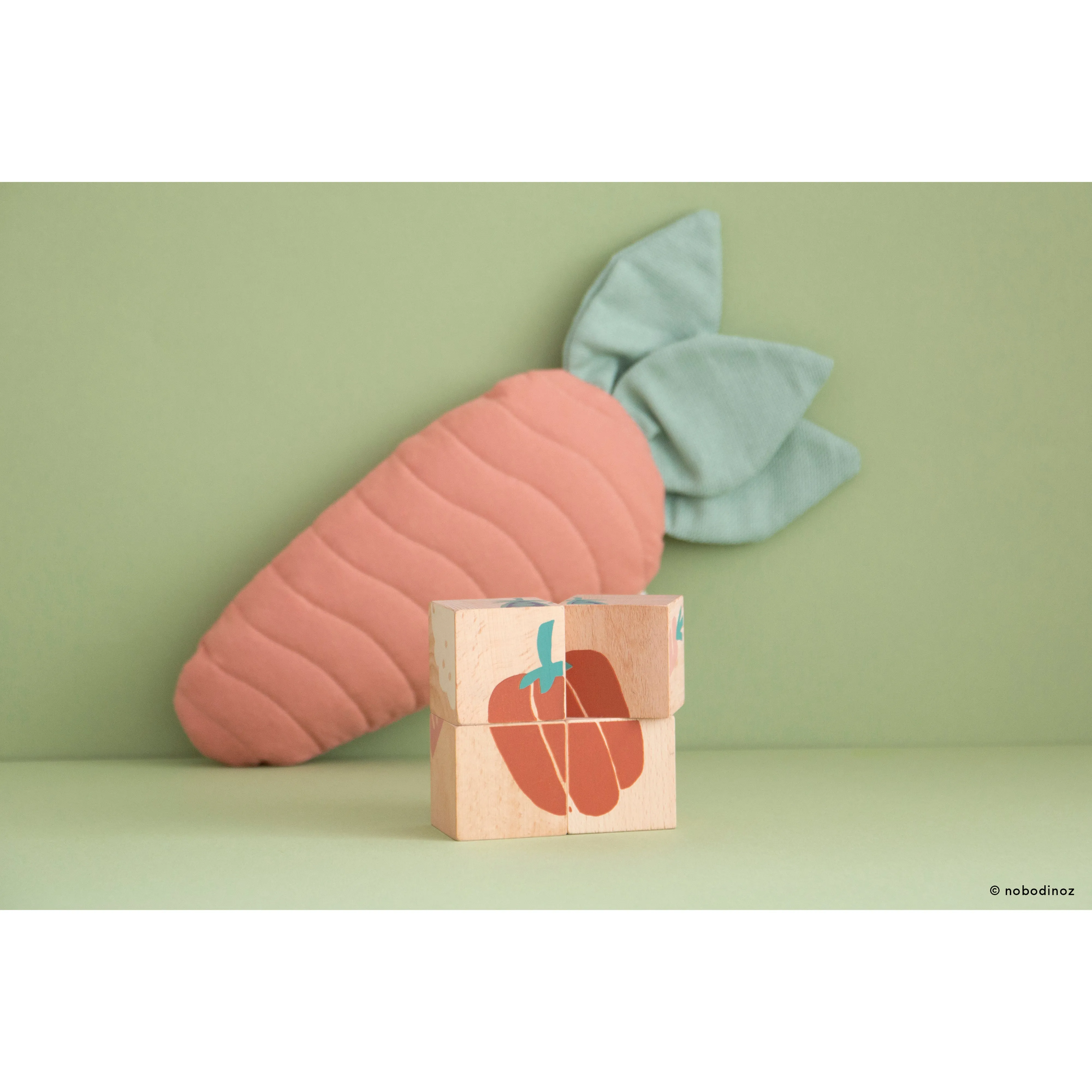 nobodinoz Fruits Wooden Cubes