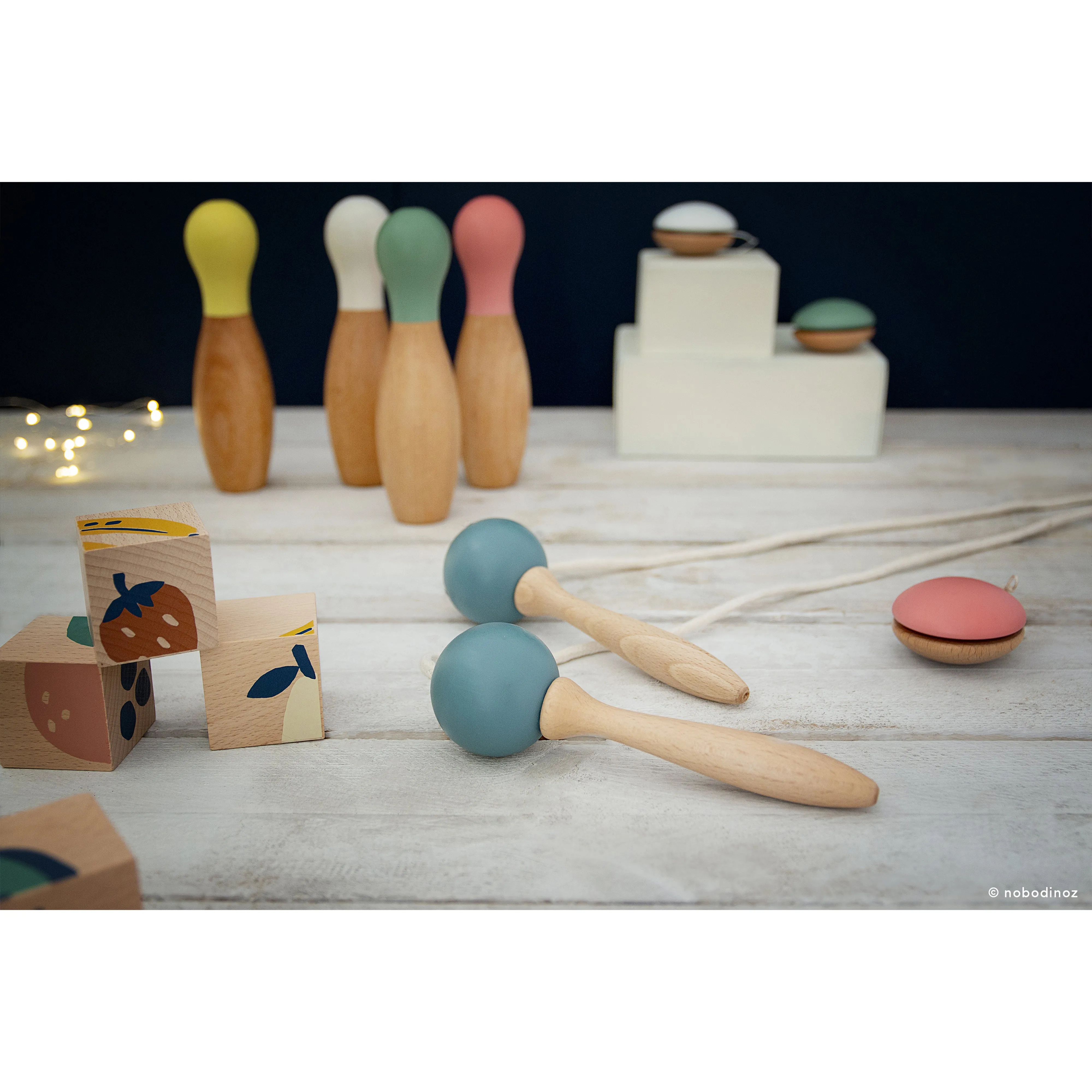 nobodinoz Fruits Wooden Cubes
