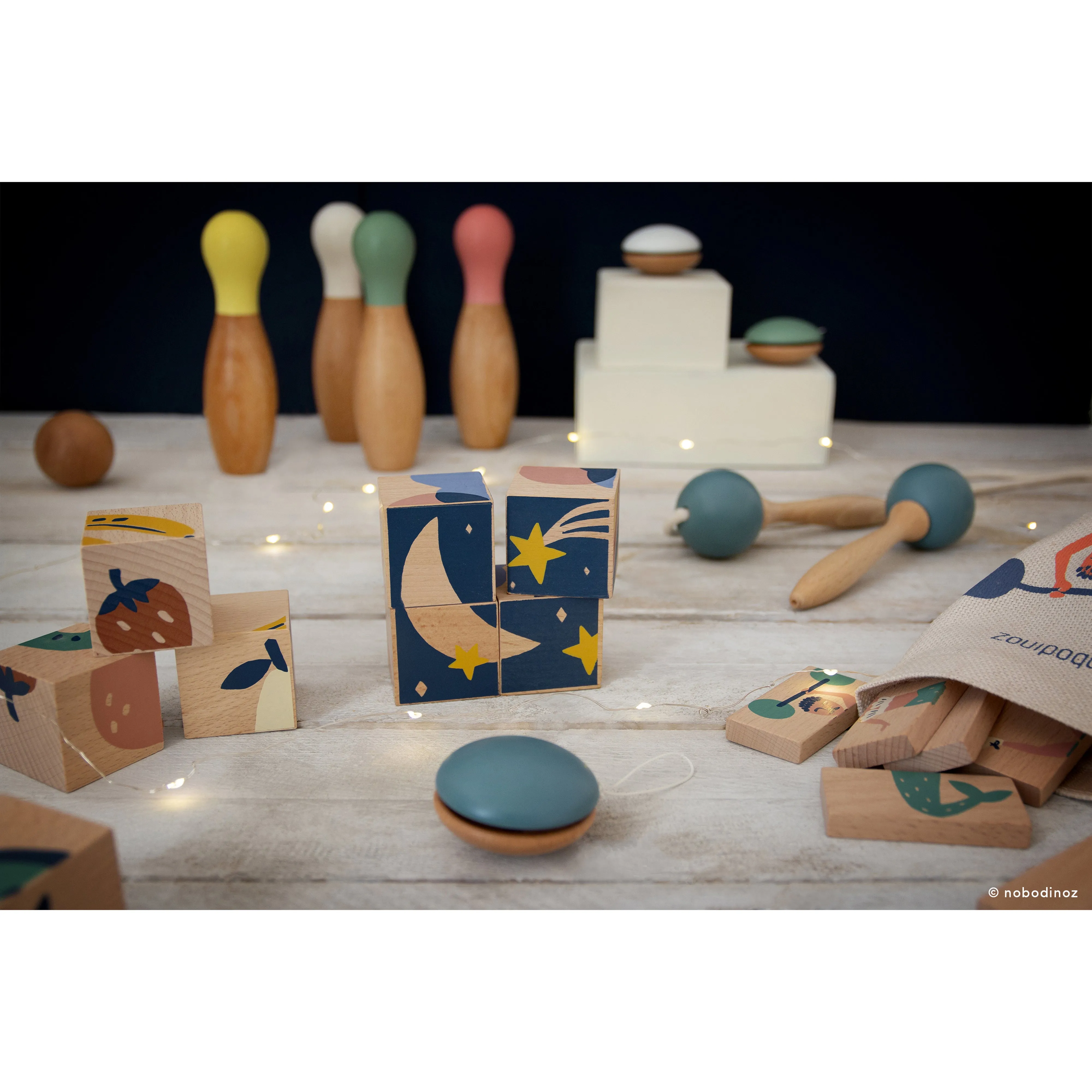 nobodinoz Fruits Wooden Cubes