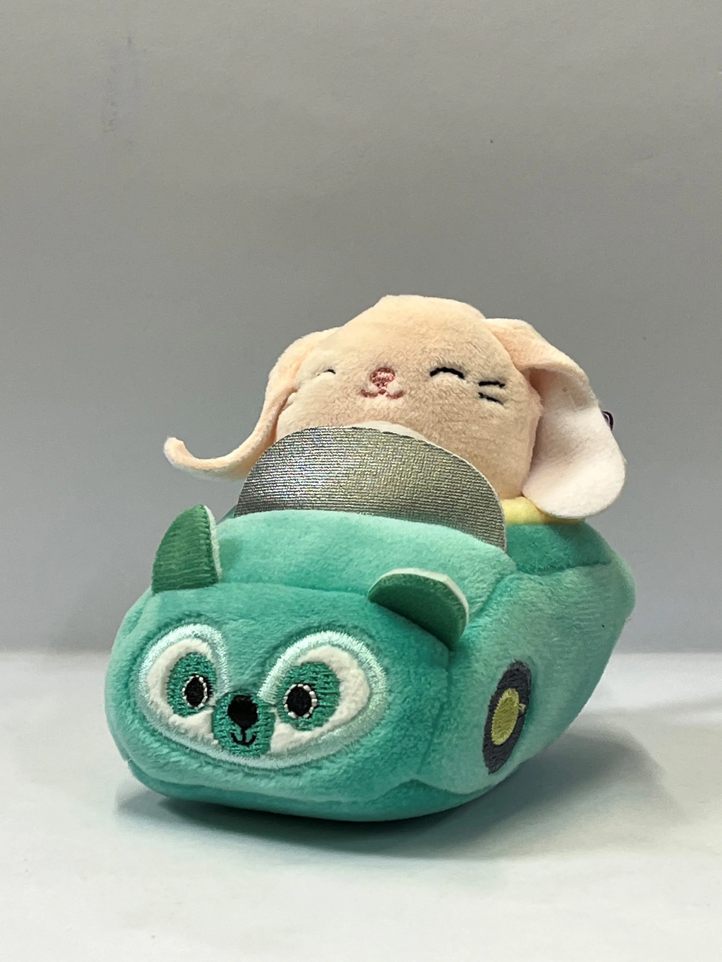 Squishmallows Squishville Mini Squishmallow In Vehicle Green Car